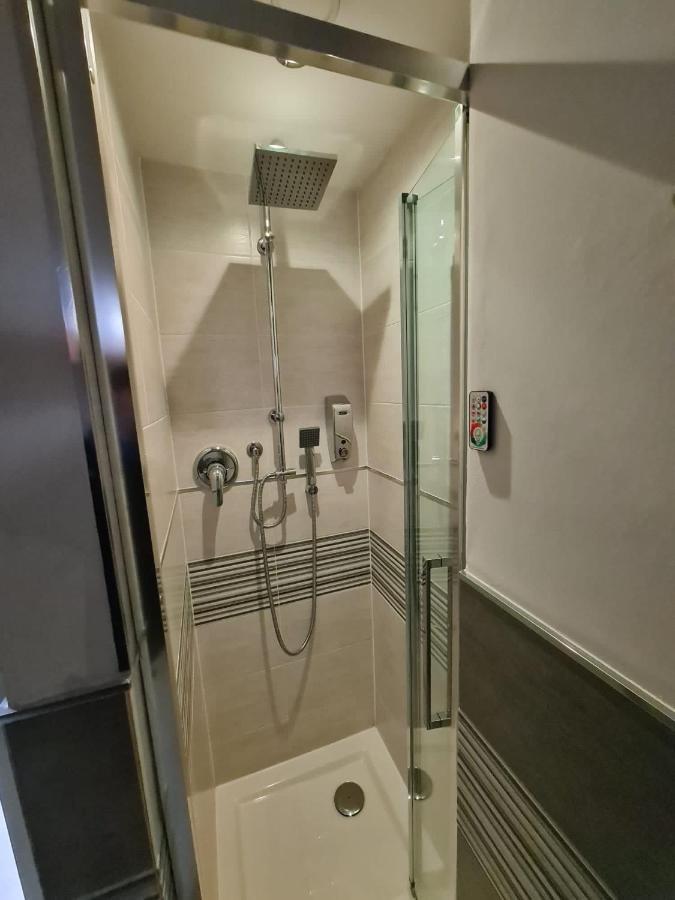 Suite Villa Laura Болоня Екстериор снимка